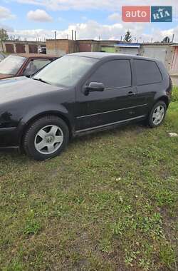 Хэтчбек Volkswagen Golf 2000 в Луцке