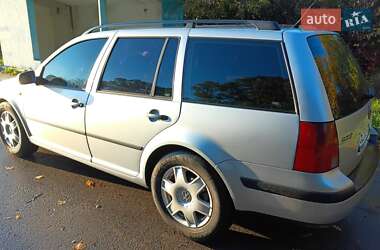 Универсал Volkswagen Golf 2001 в Сокирянах