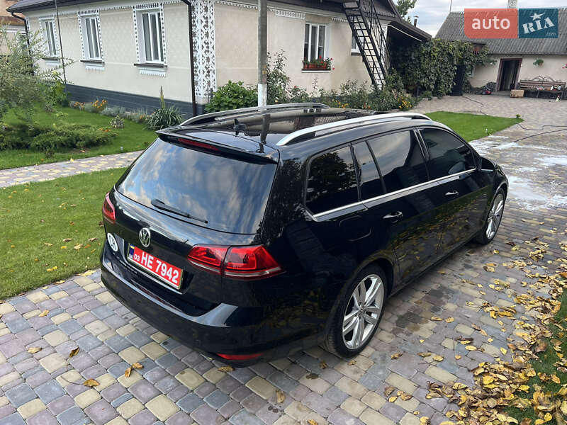 Універсал Volkswagen Golf 2014 в Рівному