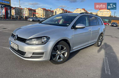 Універсал Volkswagen Golf 2017 в Софіївській Борщагівці