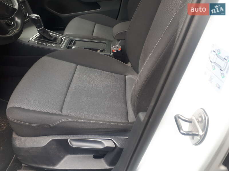 Хэтчбек Volkswagen Golf 2013 в Кривом Озере