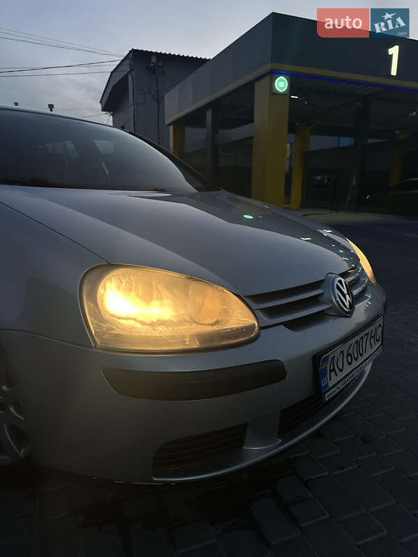 Хэтчбек Volkswagen Golf 2006 в Киеве фото 8 Хэтчбек Volkswagen Golf 2006 в Киеве