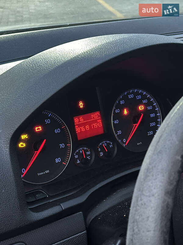 Хэтчбек Volkswagen Golf 2006 в Киеве фото 9 Хэтчбек Volkswagen Golf 2006 в Киеве