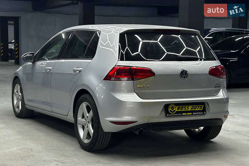 Хэтчбек Volkswagen Golf 2012 в Черновцах фото 4 Хэтчбек Volkswagen Golf 2012 в Черновцах