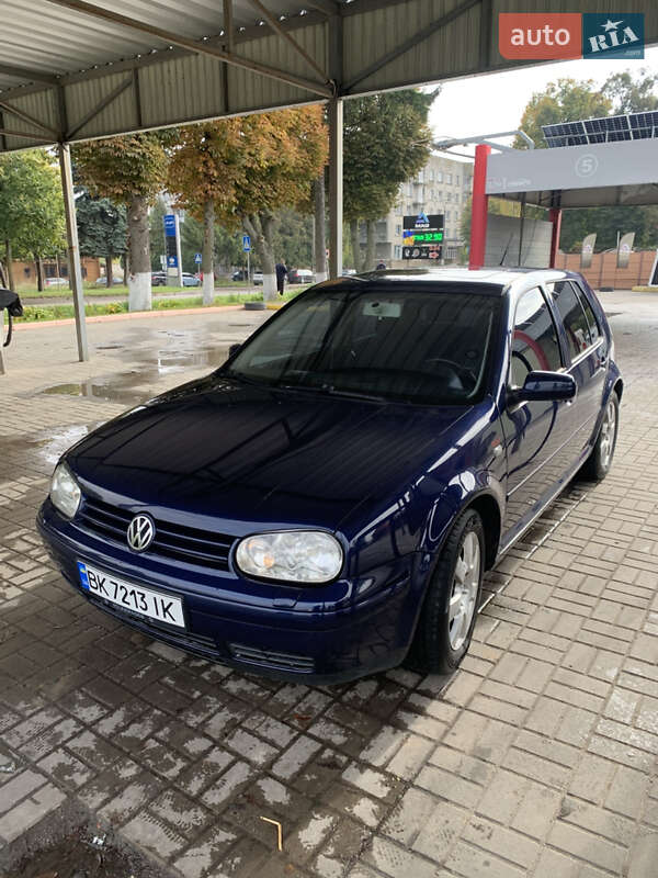 Хэтчбек Volkswagen Golf 2003 в Дубно фото Хэтчбек Volkswagen Golf 2003 в Дубно