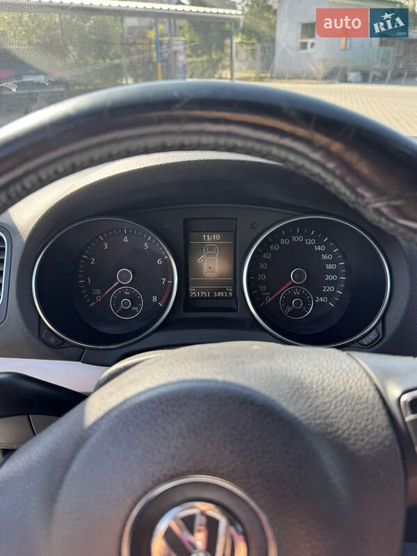 Хэтчбек Volkswagen Golf 2008 в Староконстантинове