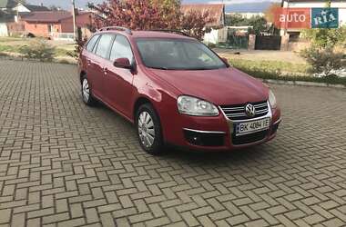 Универсал Volkswagen Golf 2009 в Ровно