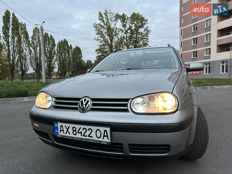 Volkswagen Golf 2001