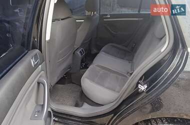 Универсал Volkswagen Golf 2009 в 