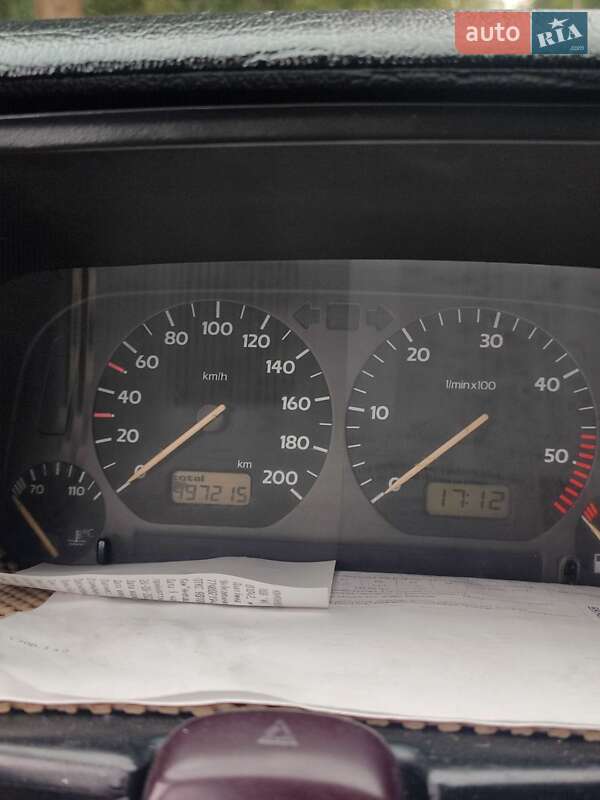 Хэтчбек Volkswagen Golf 1994 в Каменец-Подольском