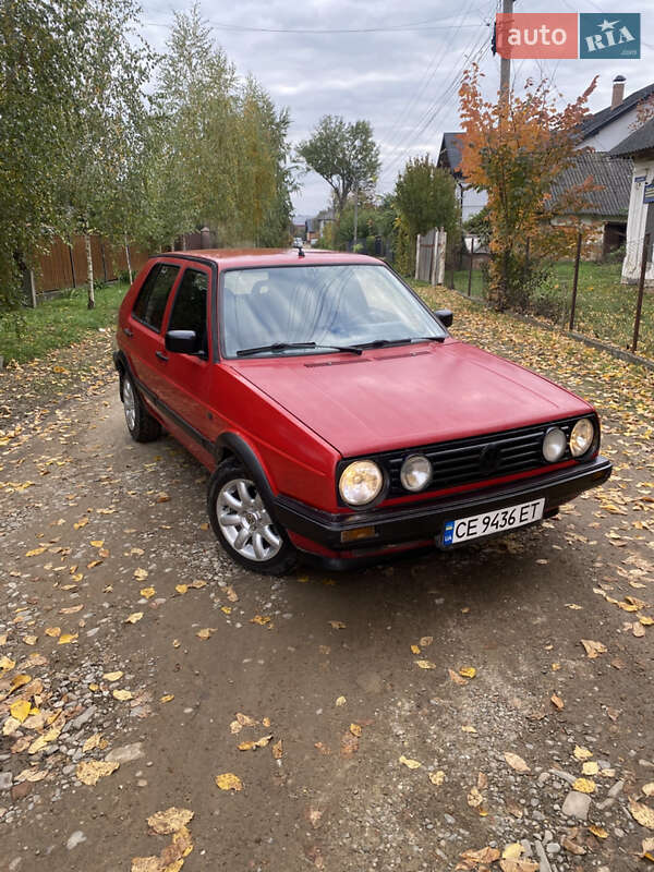 Хетчбек Volkswagen Golf 1988 в Чернівцях