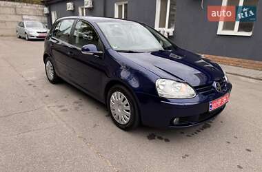 Хэтчбек Volkswagen Golf 2007 в 