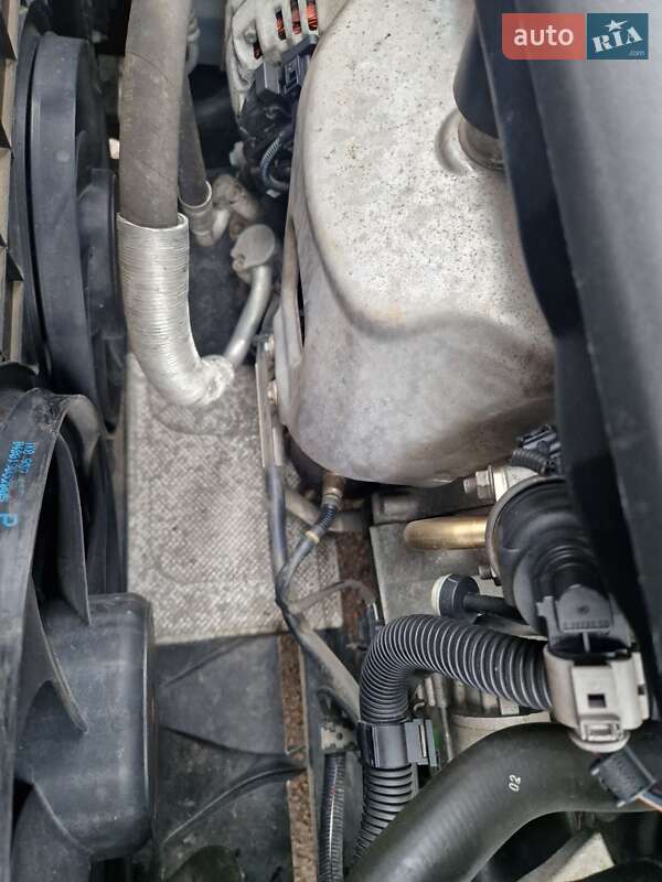 Хэтчбек Volkswagen Golf 2006 в Корсуне-Шевченковском фото 30 Хэтчбек Volkswagen Golf 2006 в Корсуне-Шевченковском