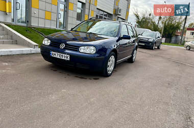 Универсал Volkswagen Golf 2000 в Житомире