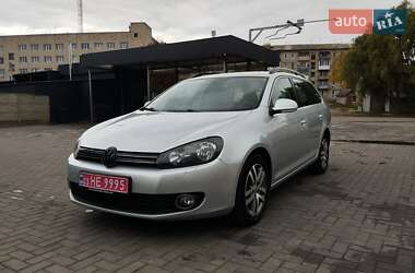 Універсал Volkswagen Golf 2011 в Луцьку