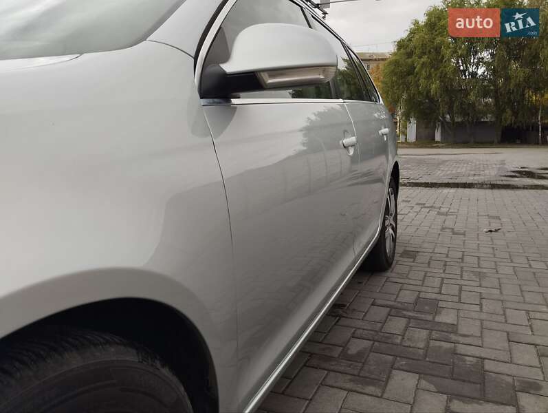 Универсал Volkswagen Golf 2011 в Луцке фото 10 Универсал Volkswagen Golf 2011 в Луцке