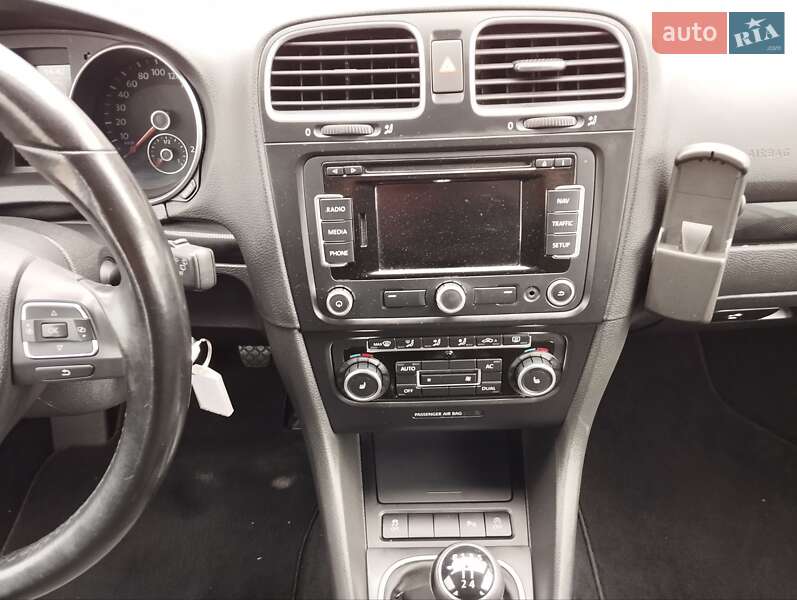 Универсал Volkswagen Golf 2011 в Луцке фото 30 Универсал Volkswagen Golf 2011 в Луцке