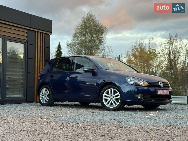 Хетчбек Volkswagen Golf 2010 в Дрогобичі