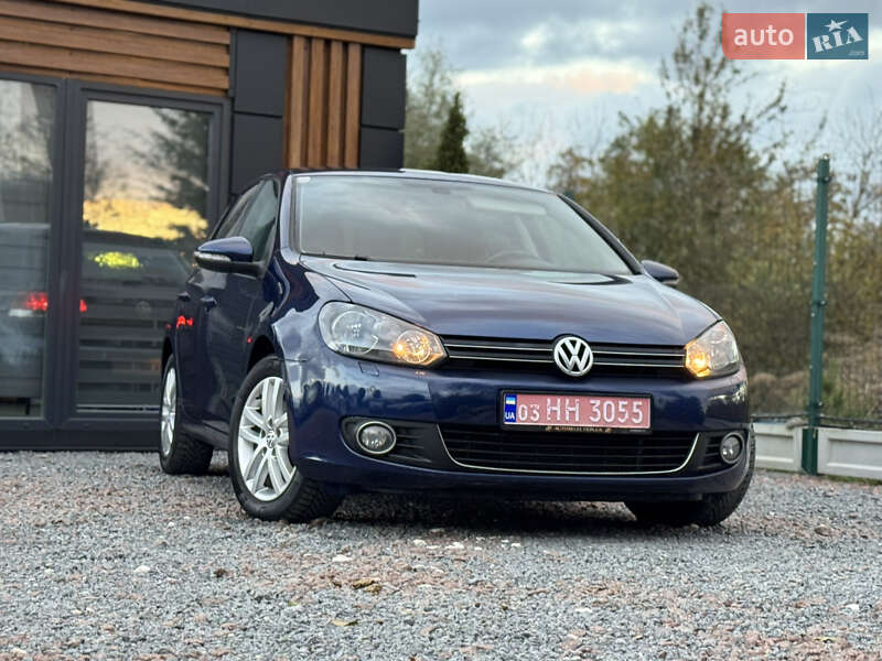 Хетчбек Volkswagen Golf 2010 в Дрогобичі