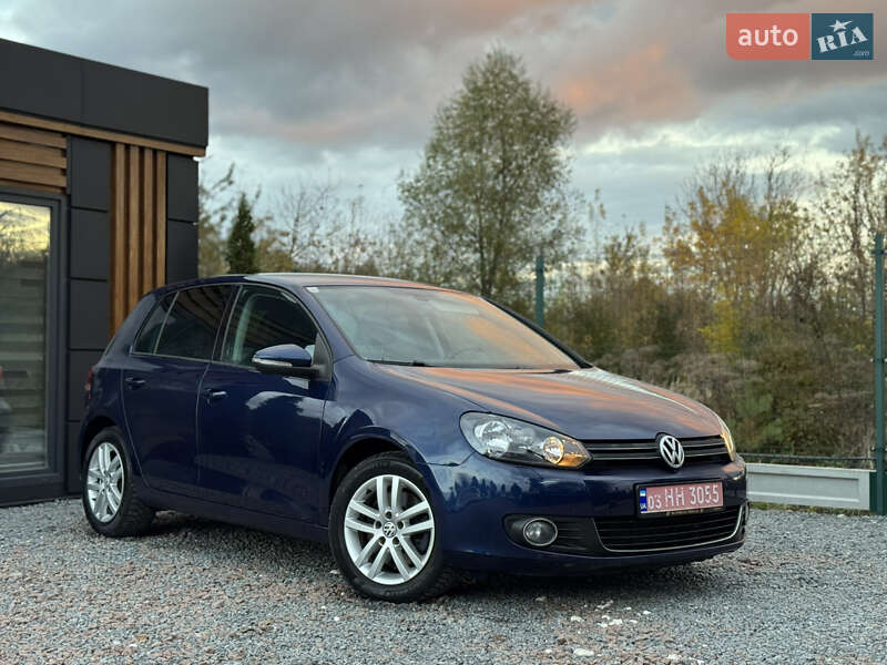 Хетчбек Volkswagen Golf 2010 в Дрогобичі