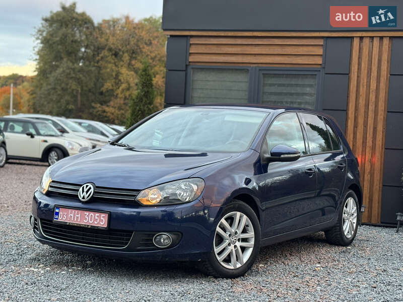 Хетчбек Volkswagen Golf 2010 в Дрогобичі
