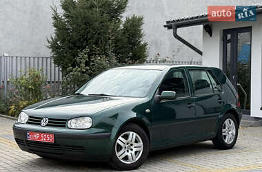 Хэтчбек Volkswagen Golf 2002 в Тернополе