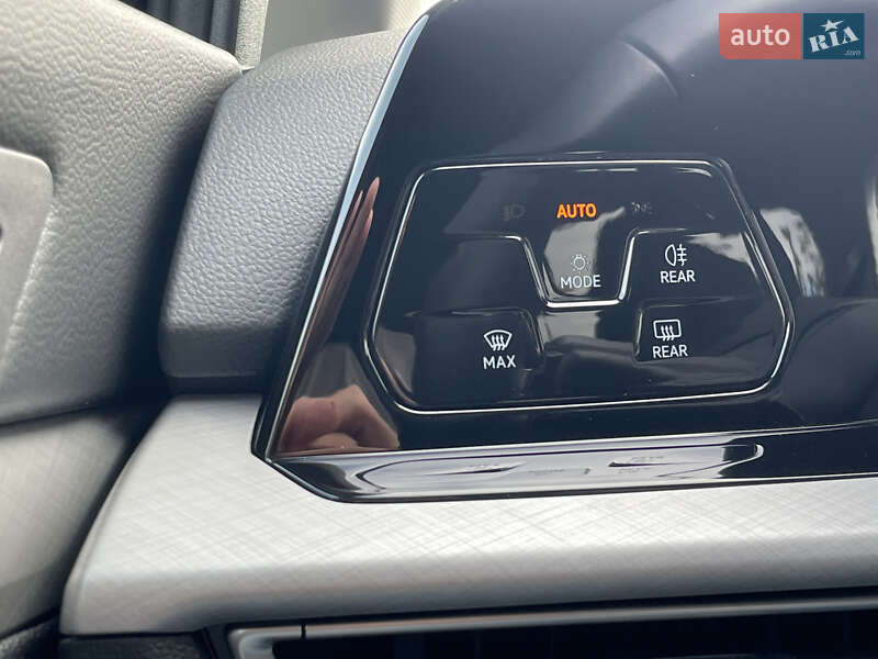 Универсал Volkswagen Golf 2022 в Луцке