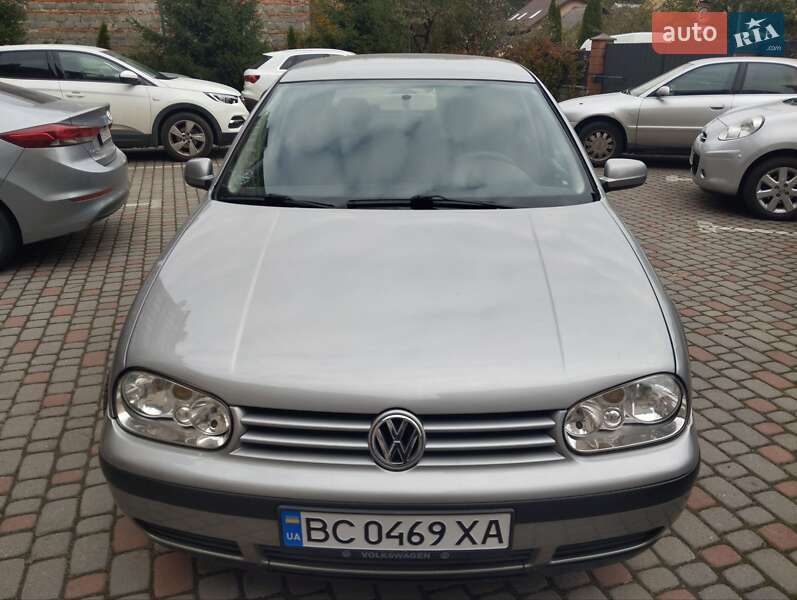 Хетчбек Volkswagen Golf 2002 в Кривому Розі фото 9 Хетчбек Volkswagen Golf 2002 в Кривому Розі