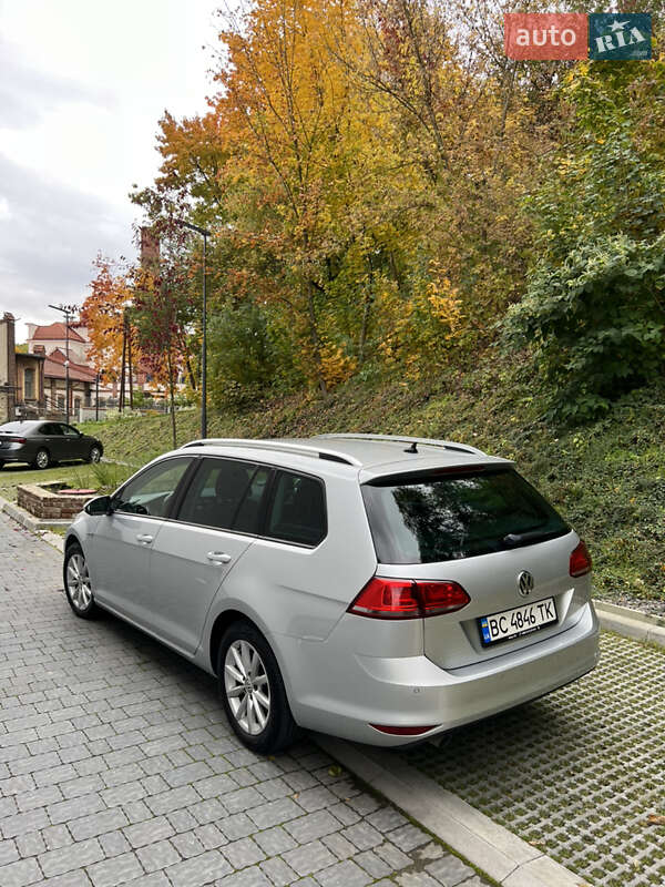 Универсал Volkswagen Golf 2015 в Львове