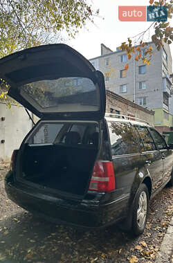 Универсал Volkswagen Golf 2003 в  фото 9 Универсал Volkswagen Golf 2003 в