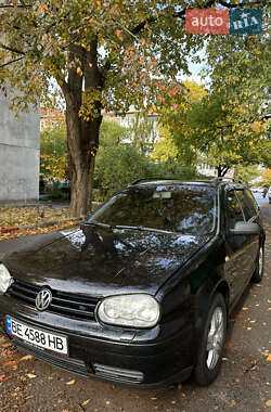Универсал Volkswagen Golf 2003 в  фото 5 Универсал Volkswagen Golf 2003 в