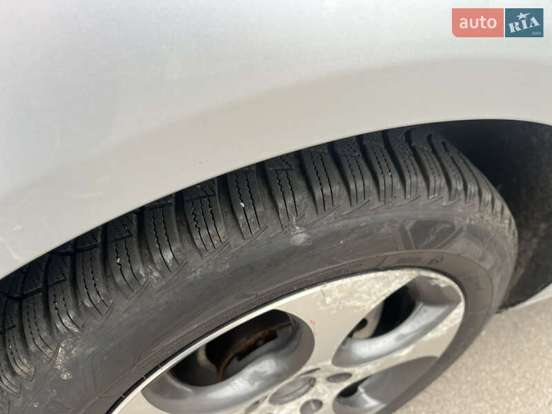 Універсал Volkswagen Golf 2009 в Броварах фото 16 Універсал Volkswagen Golf 2009 в Броварах