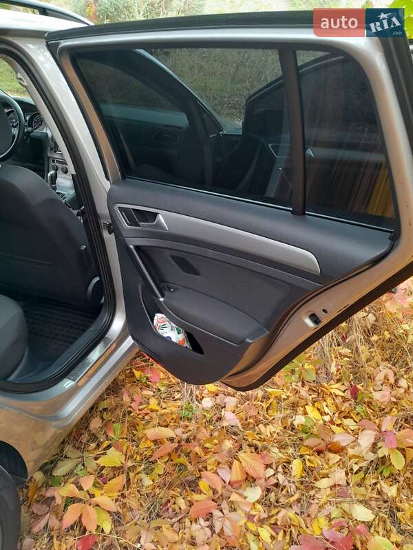 Універсал Volkswagen Golf 2015 в Запоріжжі фото 34 Універсал Volkswagen Golf 2015 в Запоріжжі