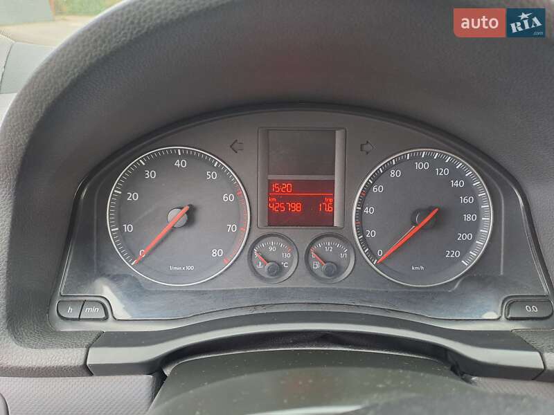 Хэтчбек Volkswagen Golf 2005 в Ирпене фото 11 Хэтчбек Volkswagen Golf 2005 в Ирпене