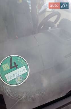 Хэтчбек Volkswagen Golf 2005 в 