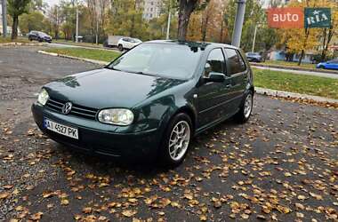 Хэтчбек Volkswagen Golf 2003 в Харькове