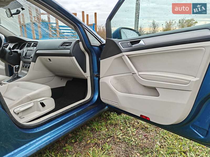 Универсал Volkswagen Golf 2015 в Ивано-Франковске фото 11 Универсал Volkswagen Golf 2015 в Ивано-Франковске