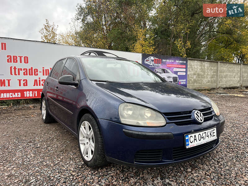 Volkswagen Golf 2004