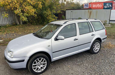 Универсал Volkswagen Golf 2000 в  фото 5 Универсал Volkswagen Golf 2000 в