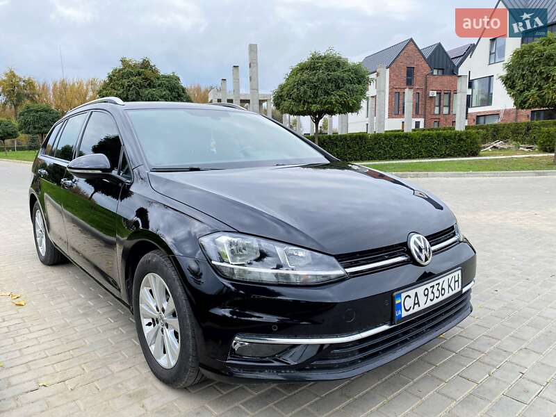 Универсал Volkswagen Golf 2018 в Умани