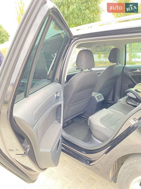 Универсал Volkswagen Golf 2018 в Умани