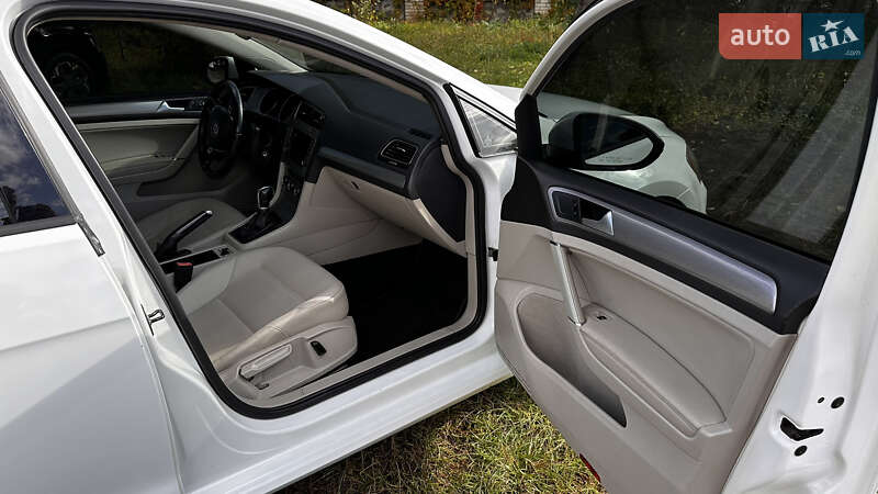 Хетчбек Volkswagen Golf 2014 в Вінниці фото 7 Хетчбек Volkswagen Golf 2014 в Вінниці