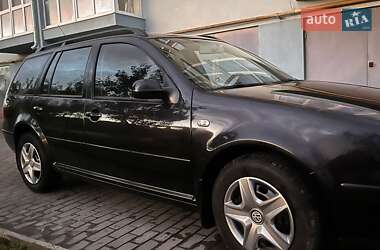 Универсал Volkswagen Golf 2003 в  фото 4 Универсал Volkswagen Golf 2003 в