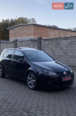 Хетчбек Volkswagen Golf 2007 в Ківерцях