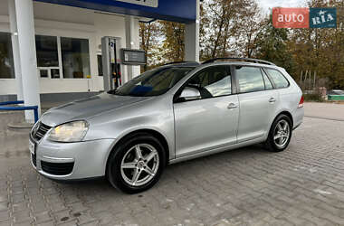 Универсал Volkswagen Golf 2009 в Сокирянах