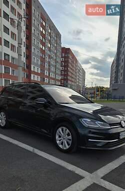 Универсал Volkswagen Golf 2018 в Харькове