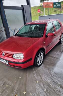 Хэтчбек Volkswagen Golf 2001 в Житомире