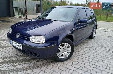 Хэтчбек Volkswagen Golf 2001 в Борщеве