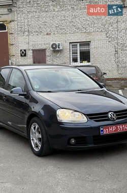 Хэтчбек Volkswagen Golf 2008 в Луцке