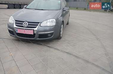 Универсал Volkswagen Golf 2008 в Черкассах